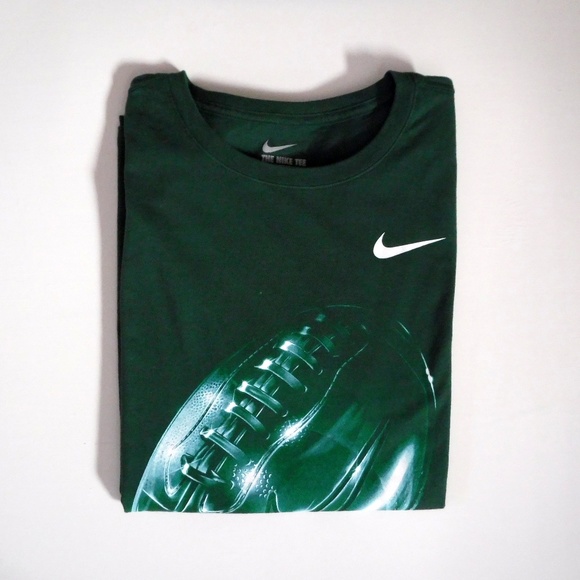 Nike Other - Nike Green Football Tee Shirt Size M